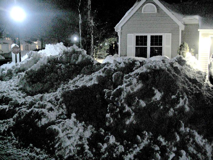 night_snow_mounds.jpg